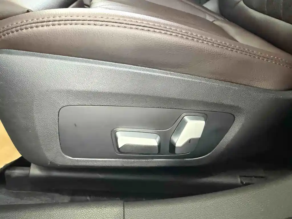 BMW 3 Series — миниатюра 10