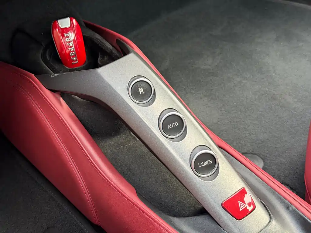 Ferrari 488 — миниатюра 5