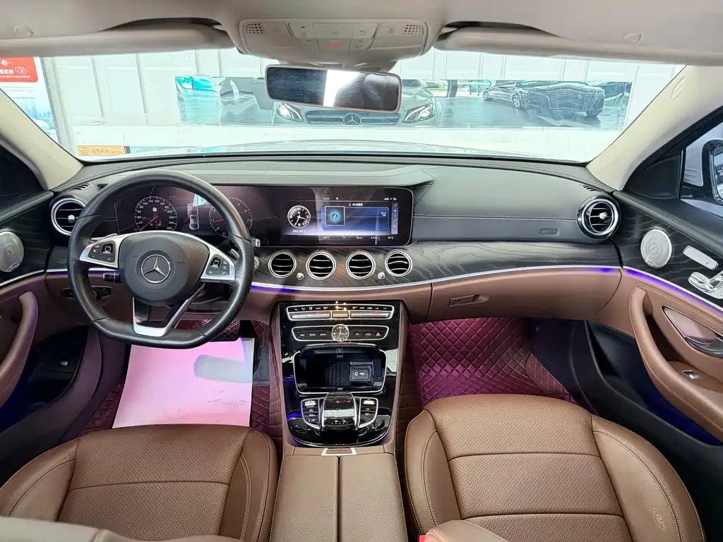 Mercedes-Benz E-Class — миниатюра 4
