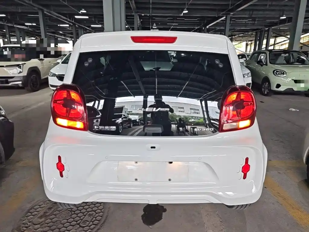 Roewe Clever — миниатюра 6
