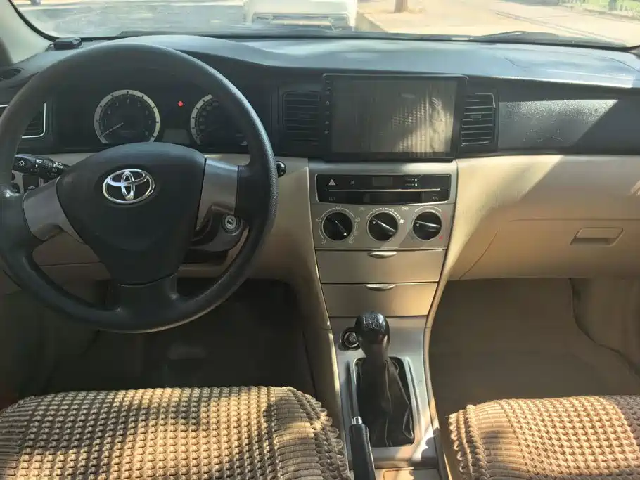 Toyota Corolla — миниатюра 12
