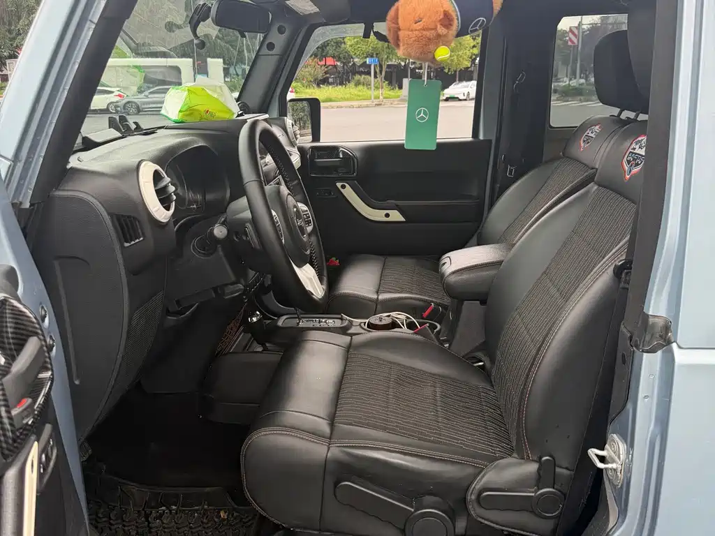 Jeep Wrangler 3.6L Rubicon 2-door Edition, фото 13
