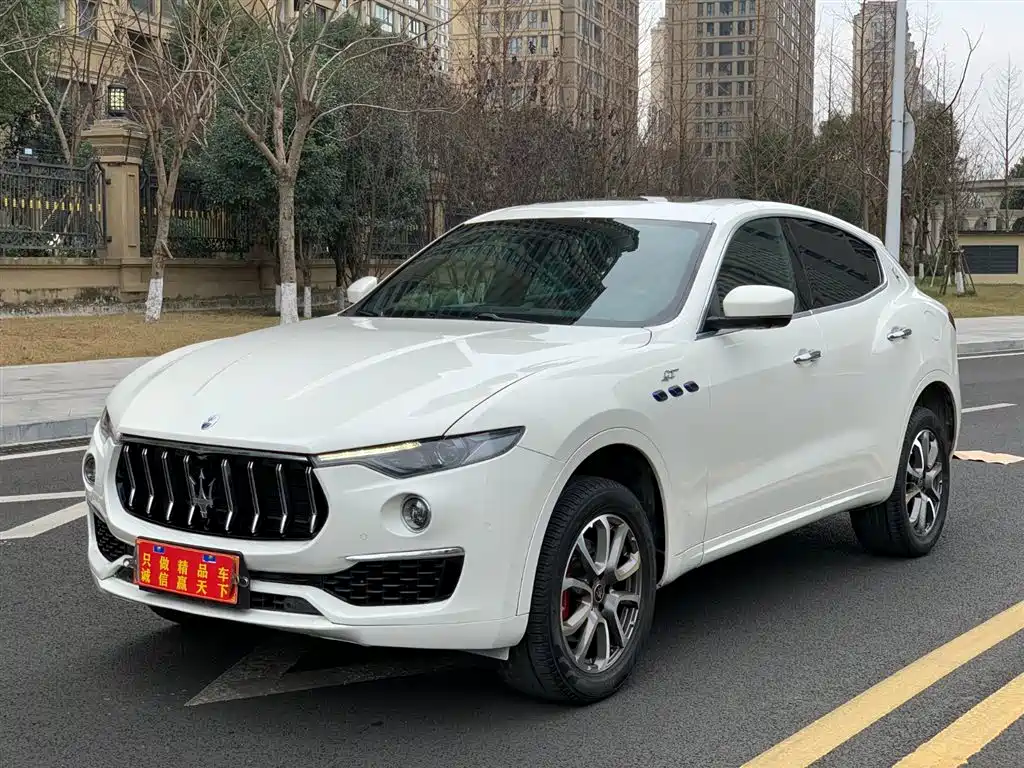 MASERATI LEVANTE