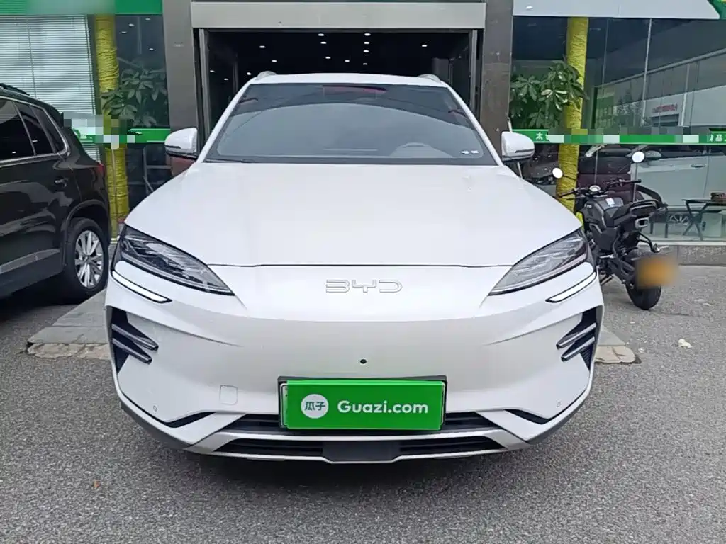 BYD PLUS New Energy — миниатюра 3