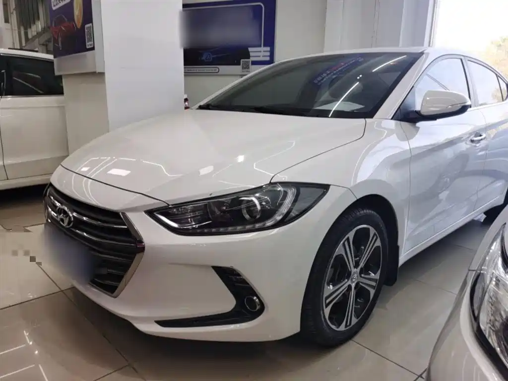 Hyundai Elantra 2018