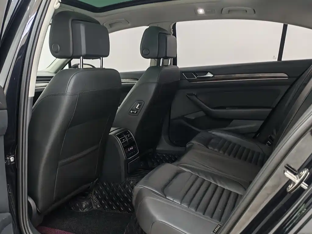 Volkswagen Magotan — миниатюра 7