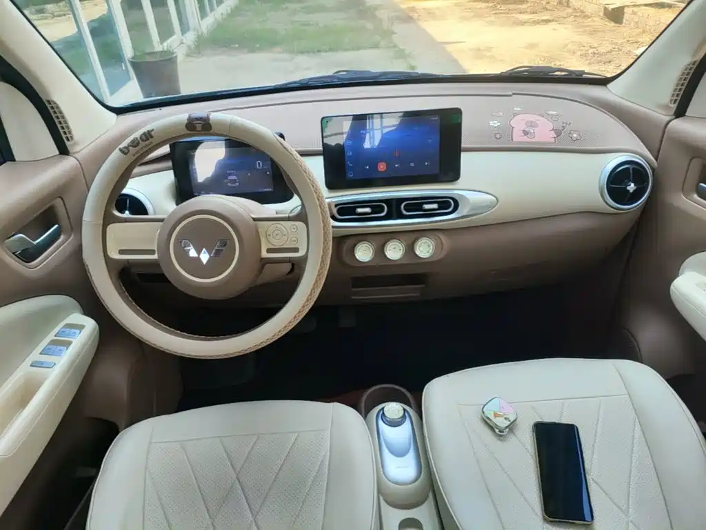 Wuling MINIEV — миниатюра 10