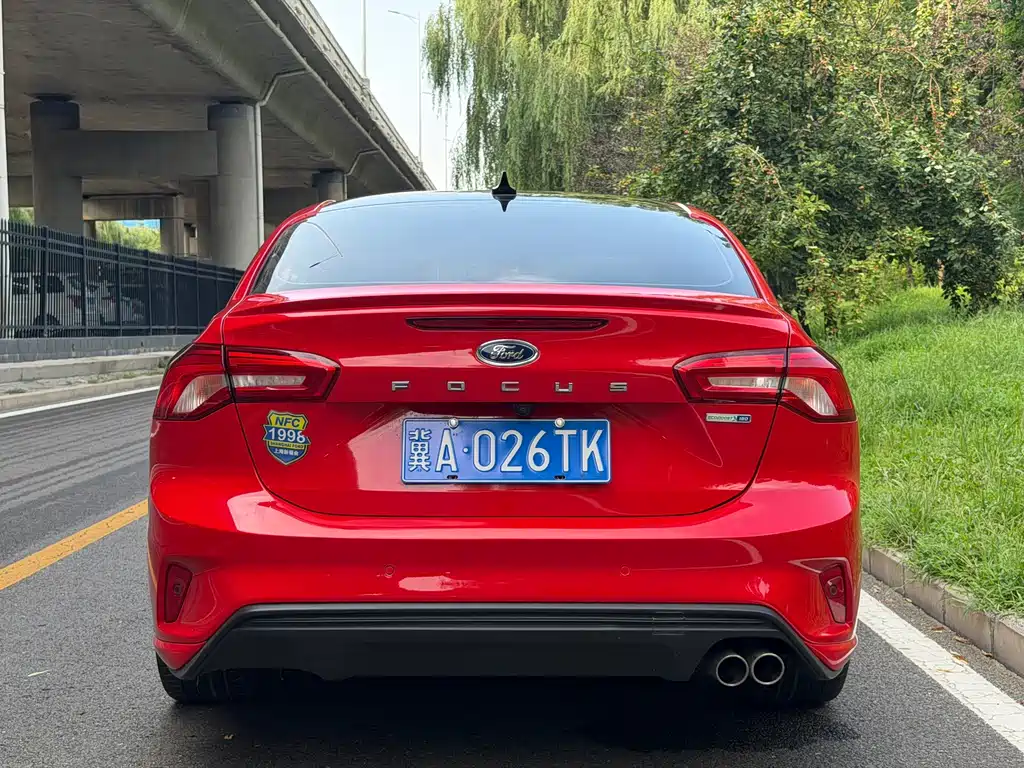 Ford Focus — миниатюра 16