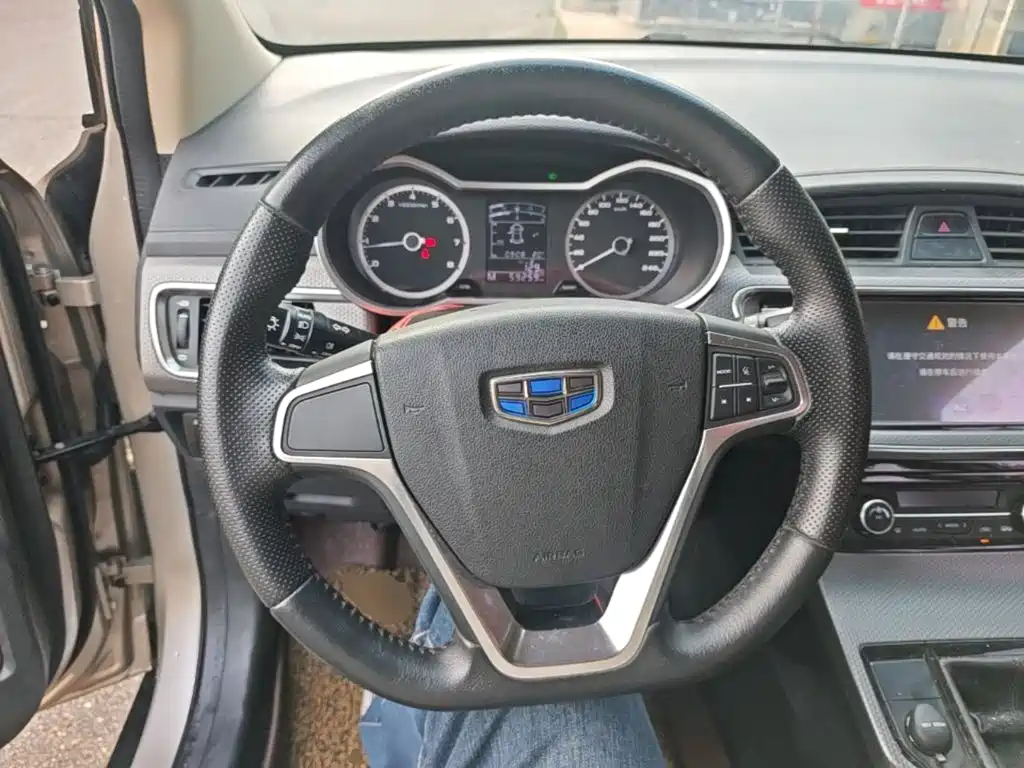 Geely Emgrand GS — миниатюра 11