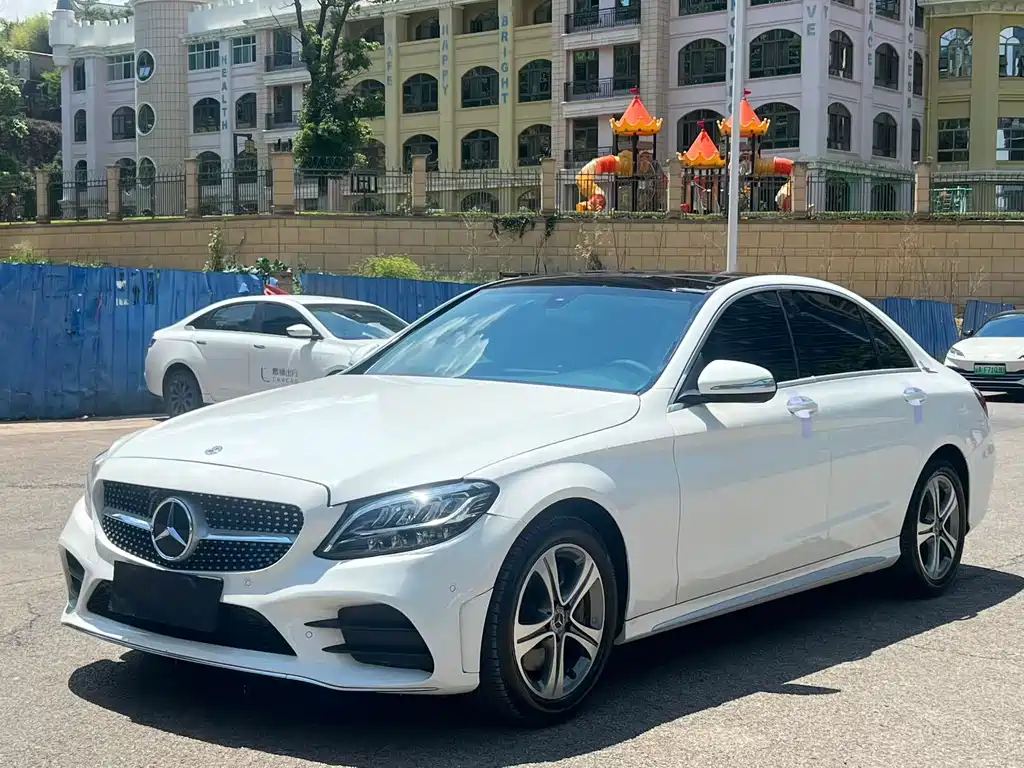 Mercedes-Benz C-Class 2019