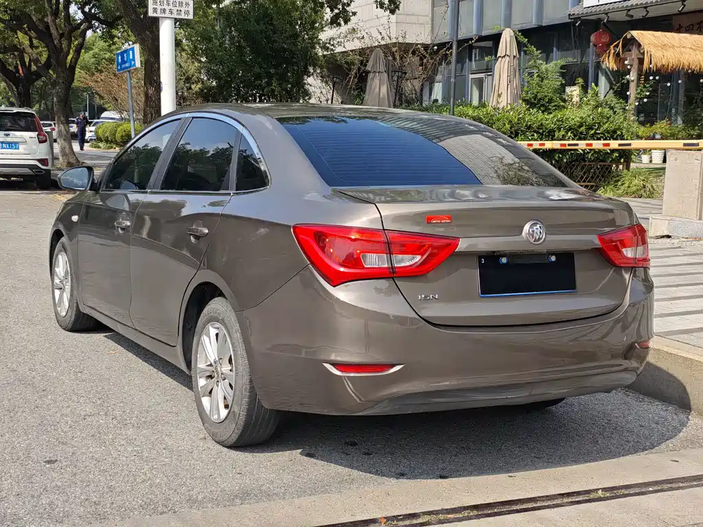 Buick Excelle — миниатюра 6