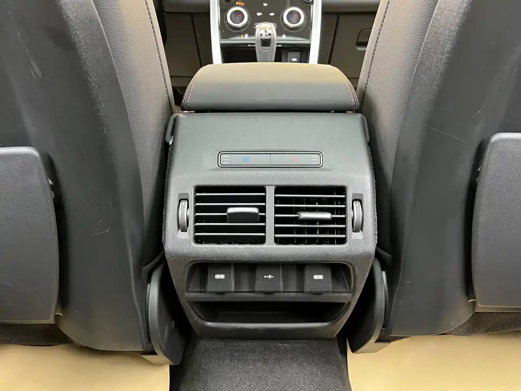 Land Rover Discovery Sport — миниатюра 19