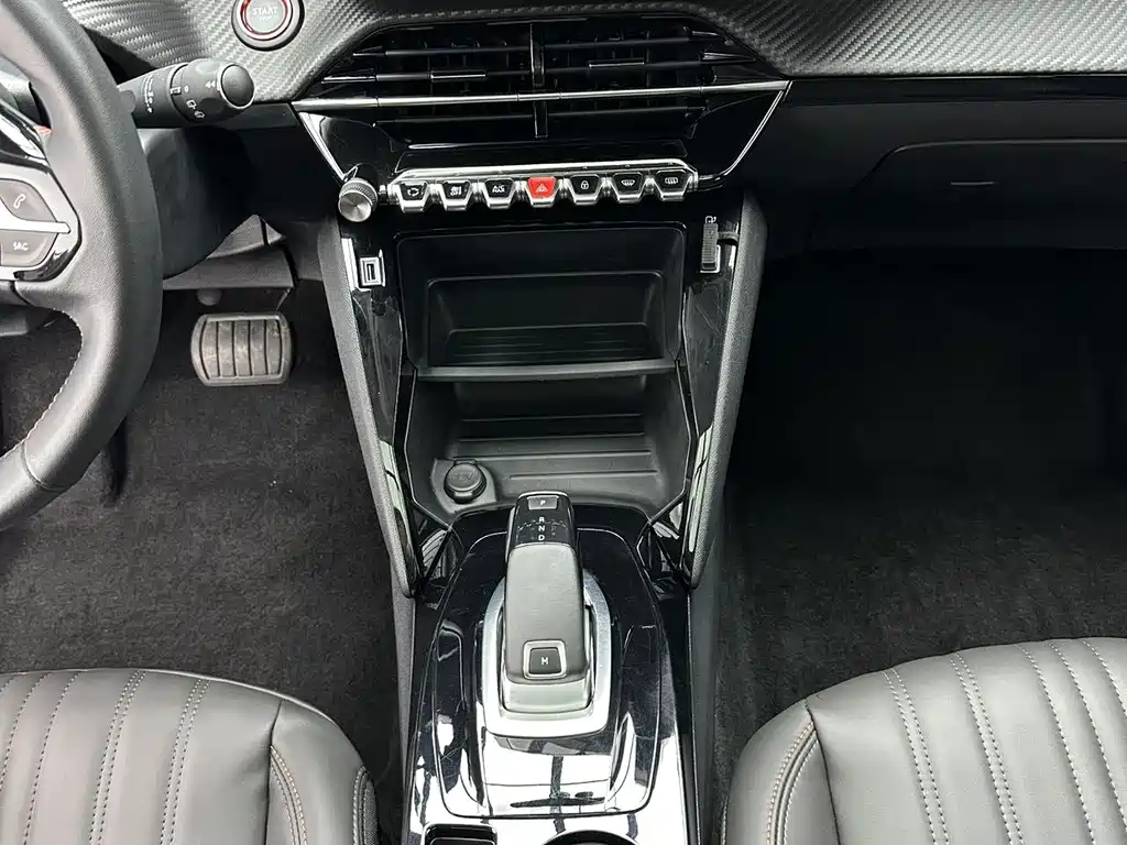 Peugeot 2008 — миниатюра 14