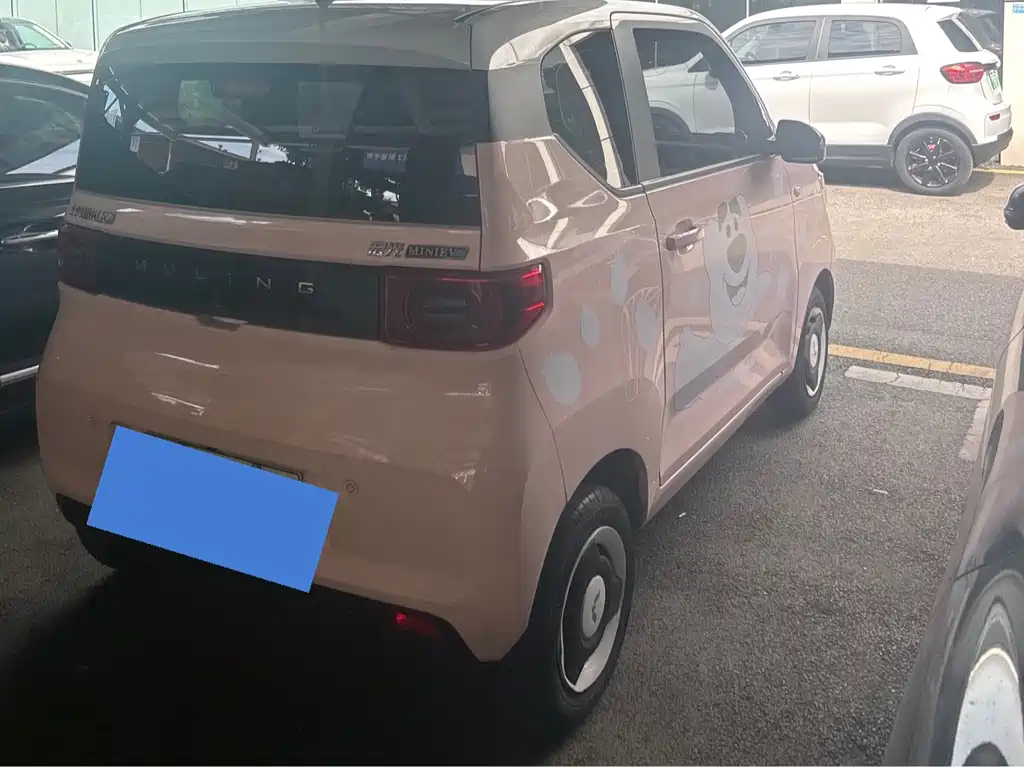 Wuling MINIEV — миниатюра 12