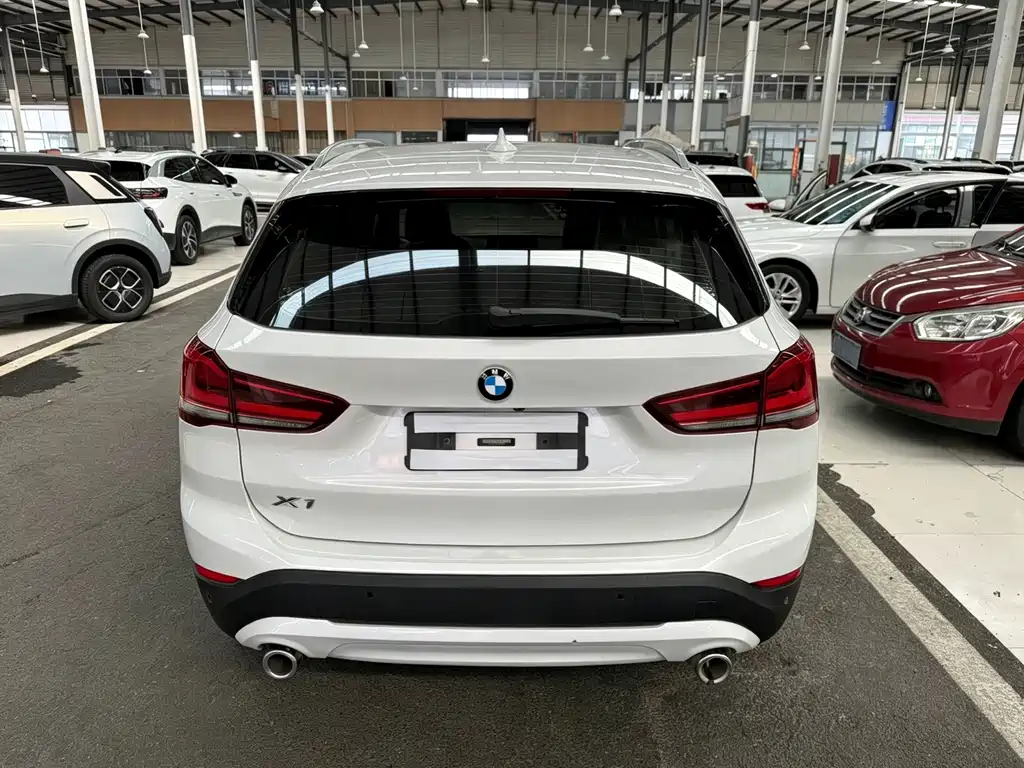 BMW X1 — миниатюра 14