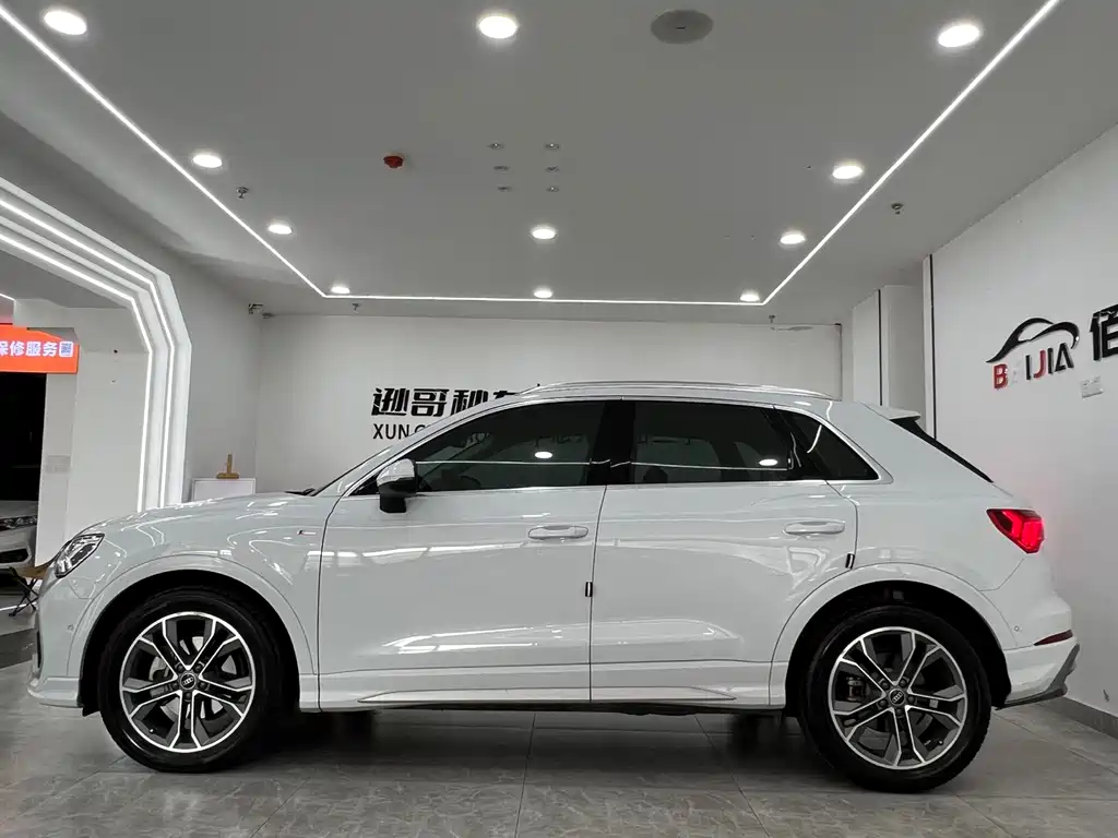 Audi Q3 2022 40 TFSI Fashion