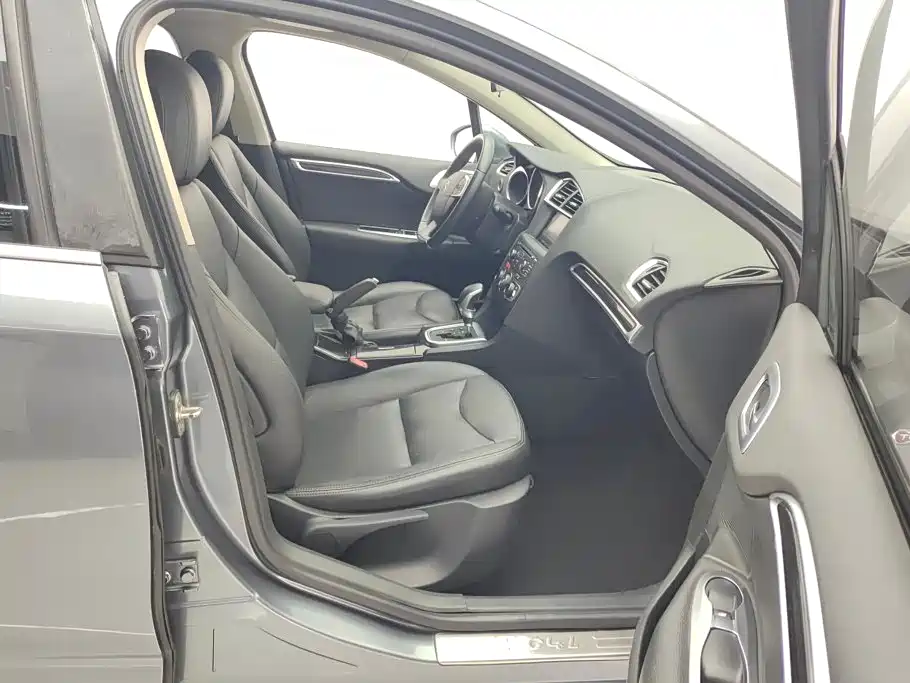 Citroen C4L — миниатюра 8