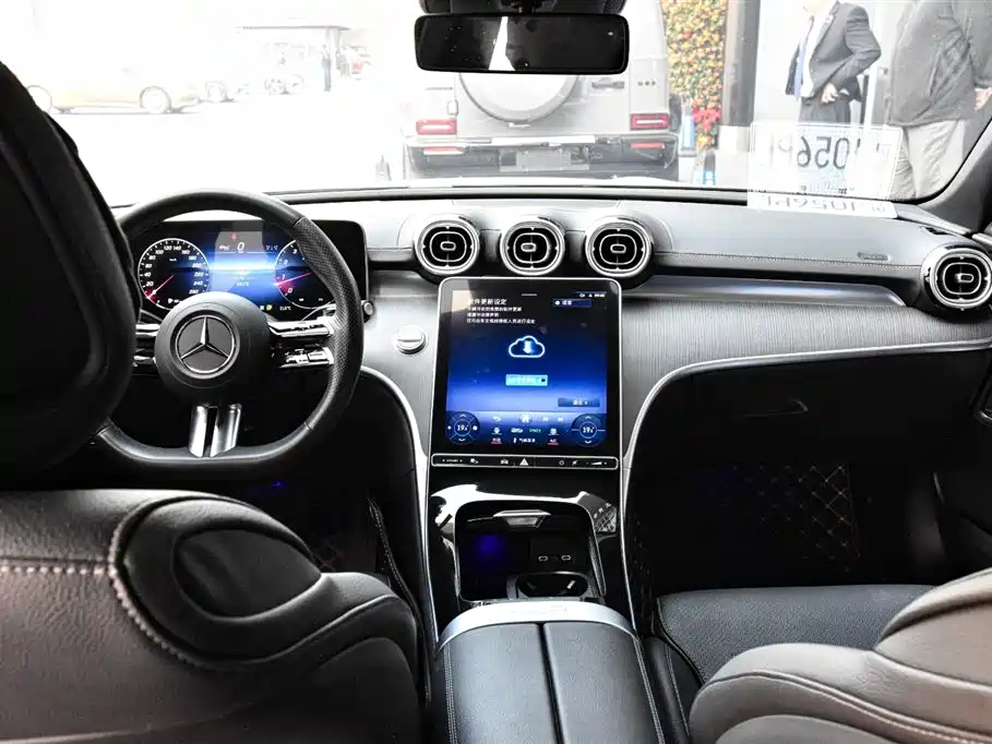 MERCEDES-BENZ C CLASS