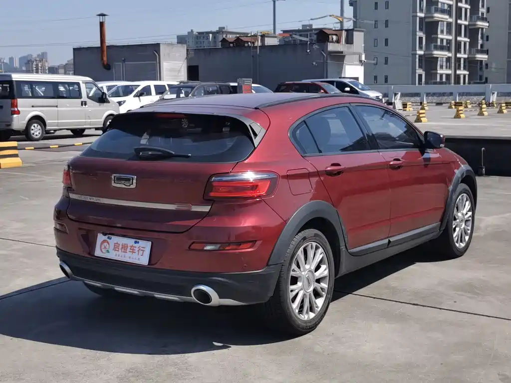 Qoros Qoros 3 — миниатюра 15