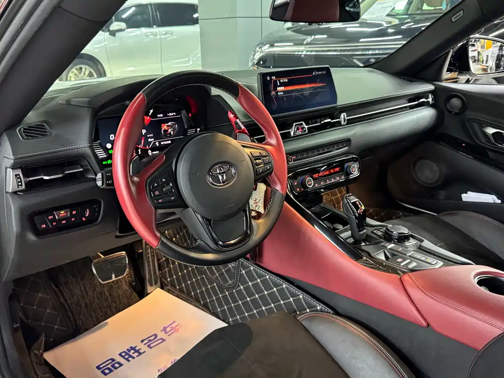 Toyota Supra — миниатюра 9