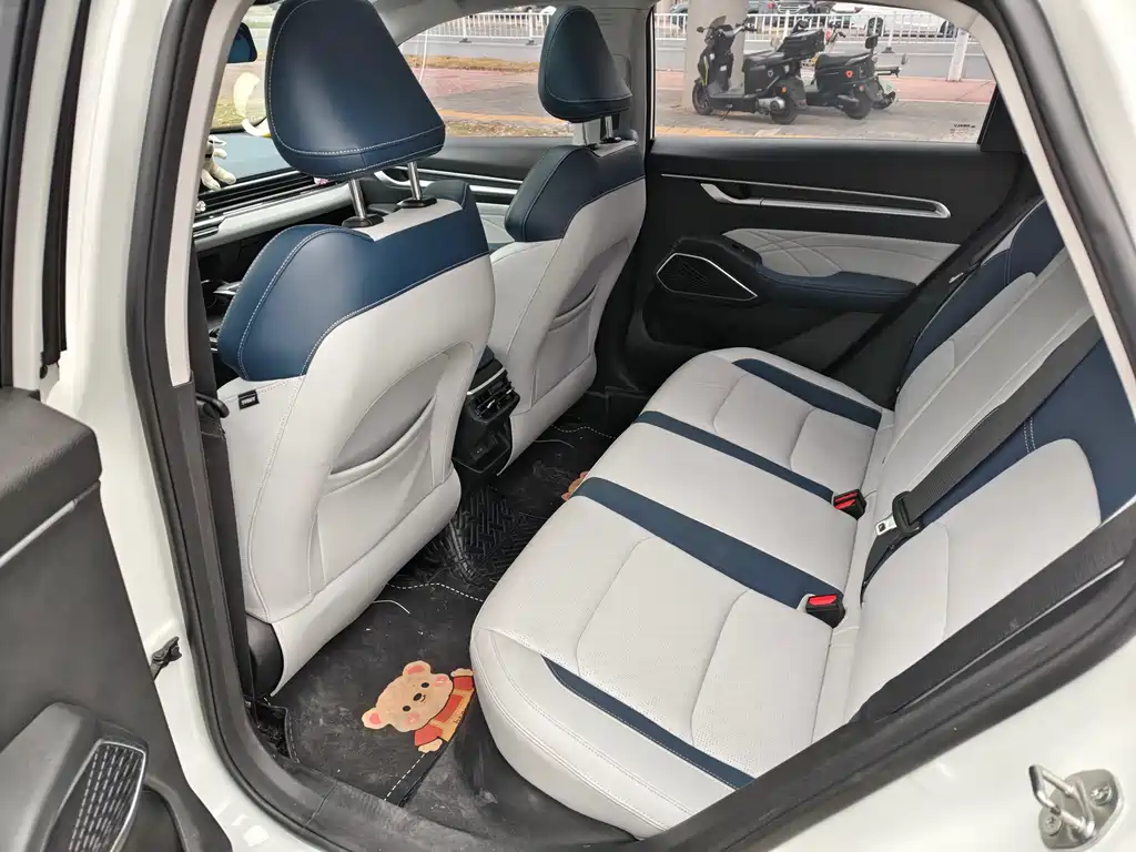 GEELY AUTOMOBILE EMGRAND