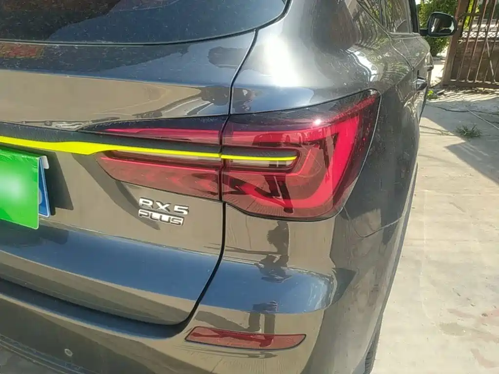 Roewe RX5 — миниатюра 8
