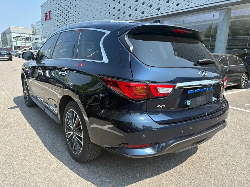 Infiniti QX60 (Import) — миниатюра 3