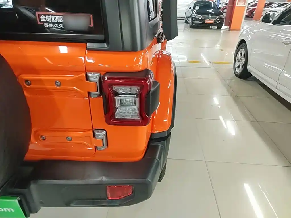 Jeep Wrangler — миниатюра 8