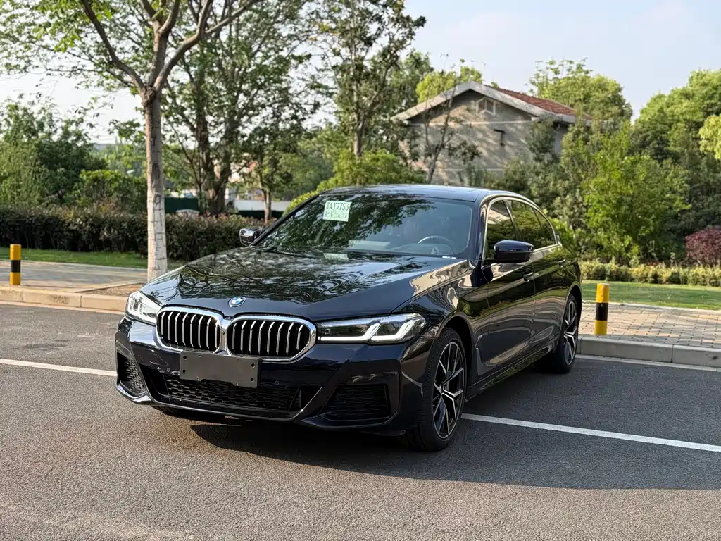 BMW 5 Series 2023