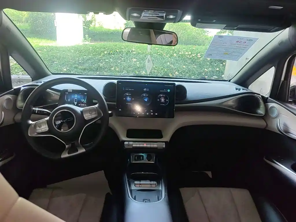 BYD Dolphin — миниатюра 10