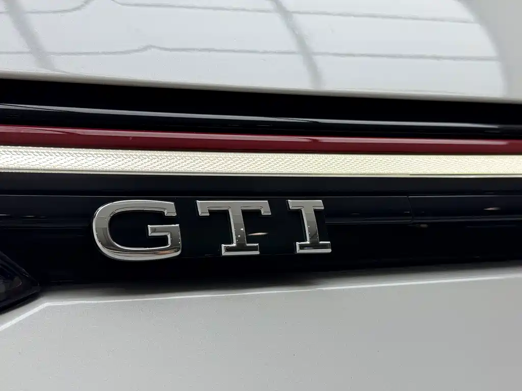 Volkswagen Golf GTI — миниатюра 17