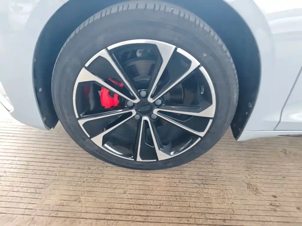 Geely Xingrui — миниатюра 23