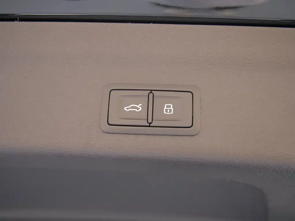 Audi A6 (Import) — миниатюра 17