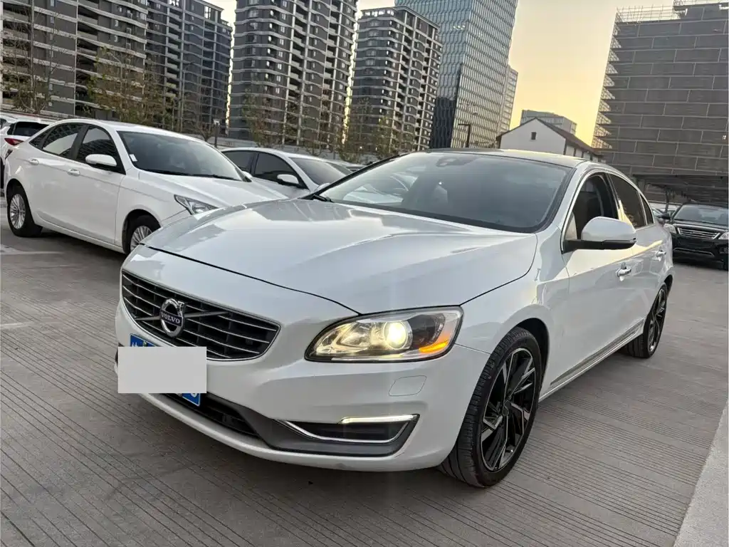 Volvo S60 2015