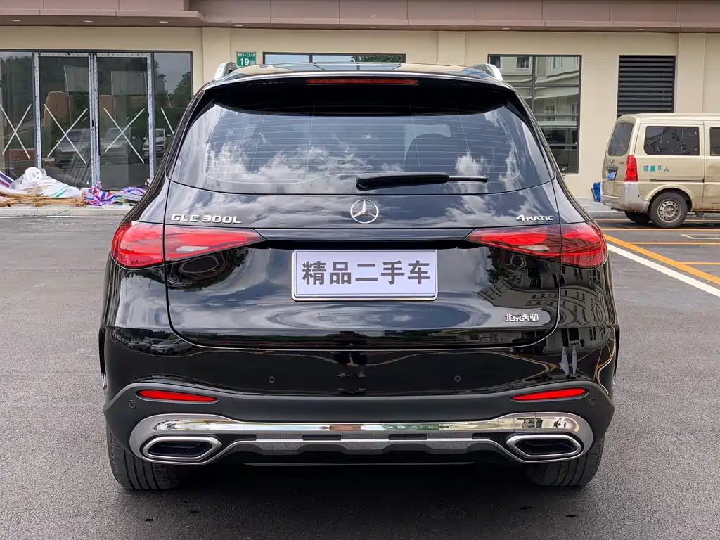 Mercedes-Benz GLC 2024 GLC 300 L 4MATIC 5 мест
