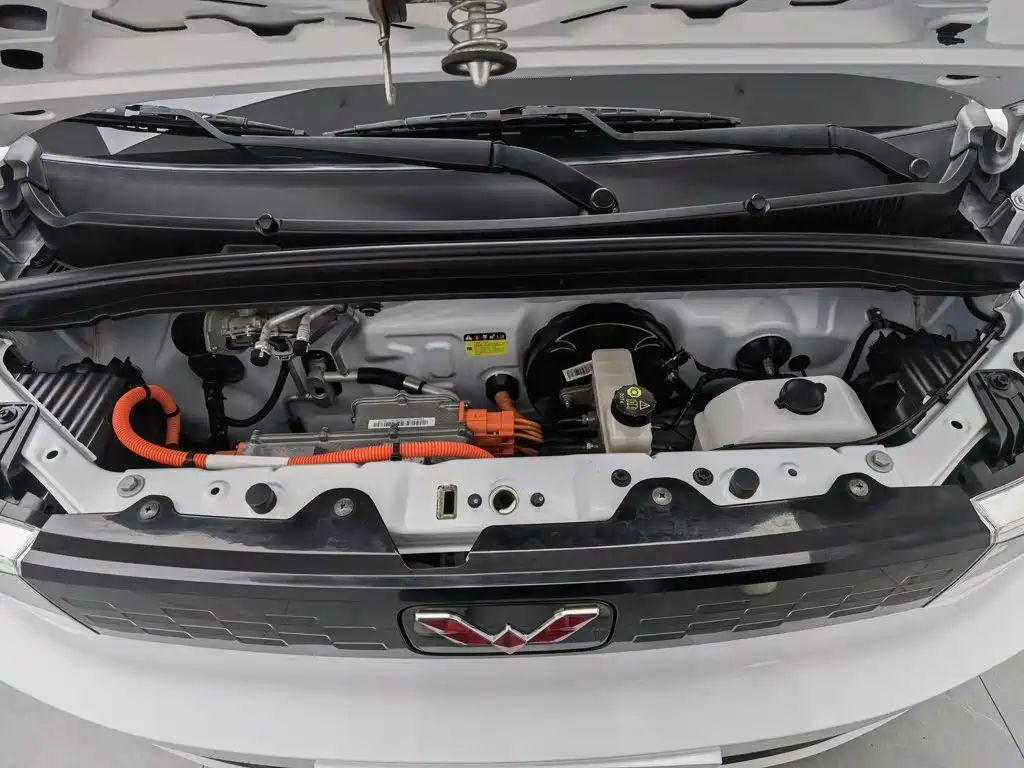 Wuling MINIEV — миниатюра 6