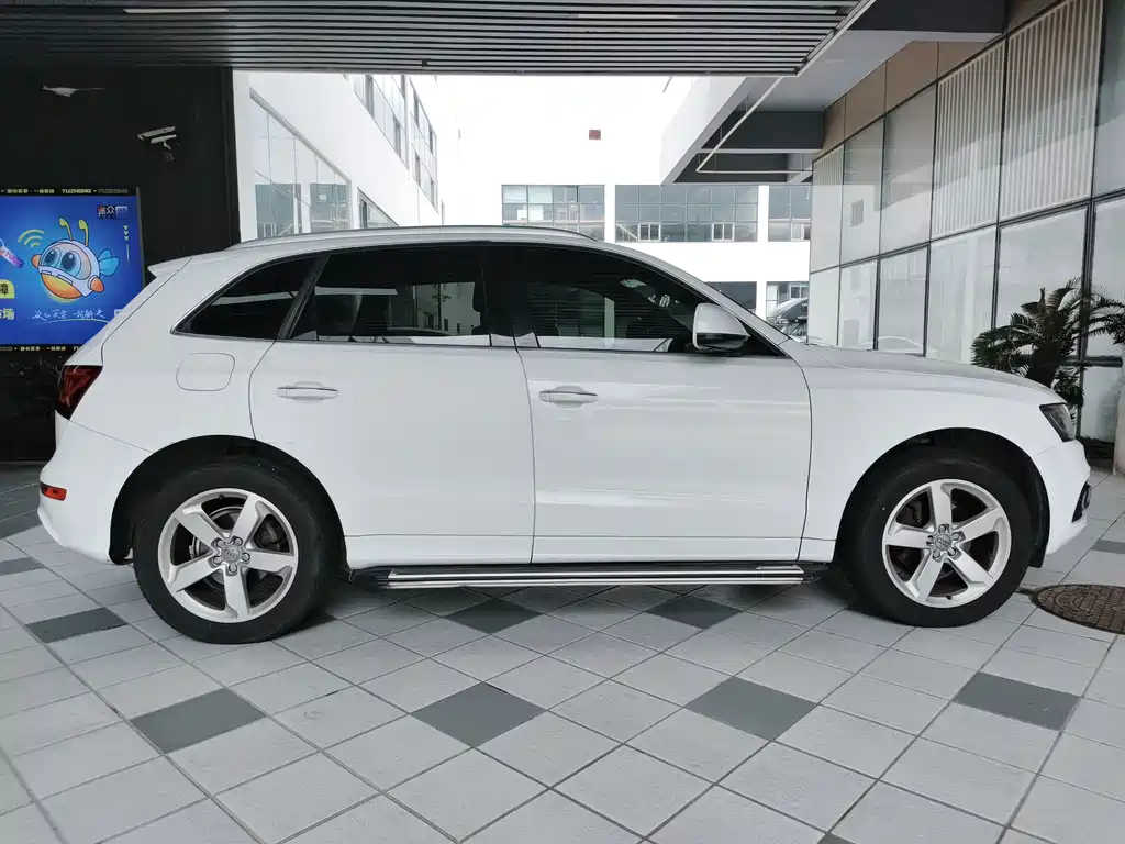 Audi Q5 — миниатюра 11