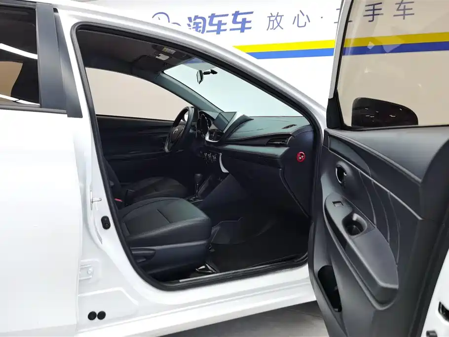TOYOTA YARIS L ZHIXUAN
