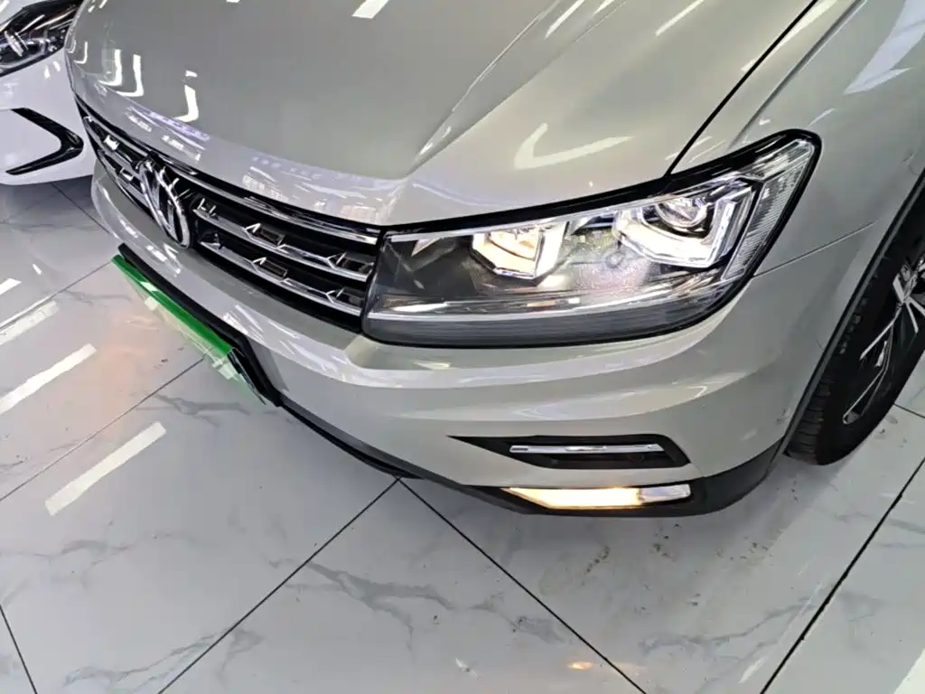 Volkswagen Tiguan L — миниатюра 24