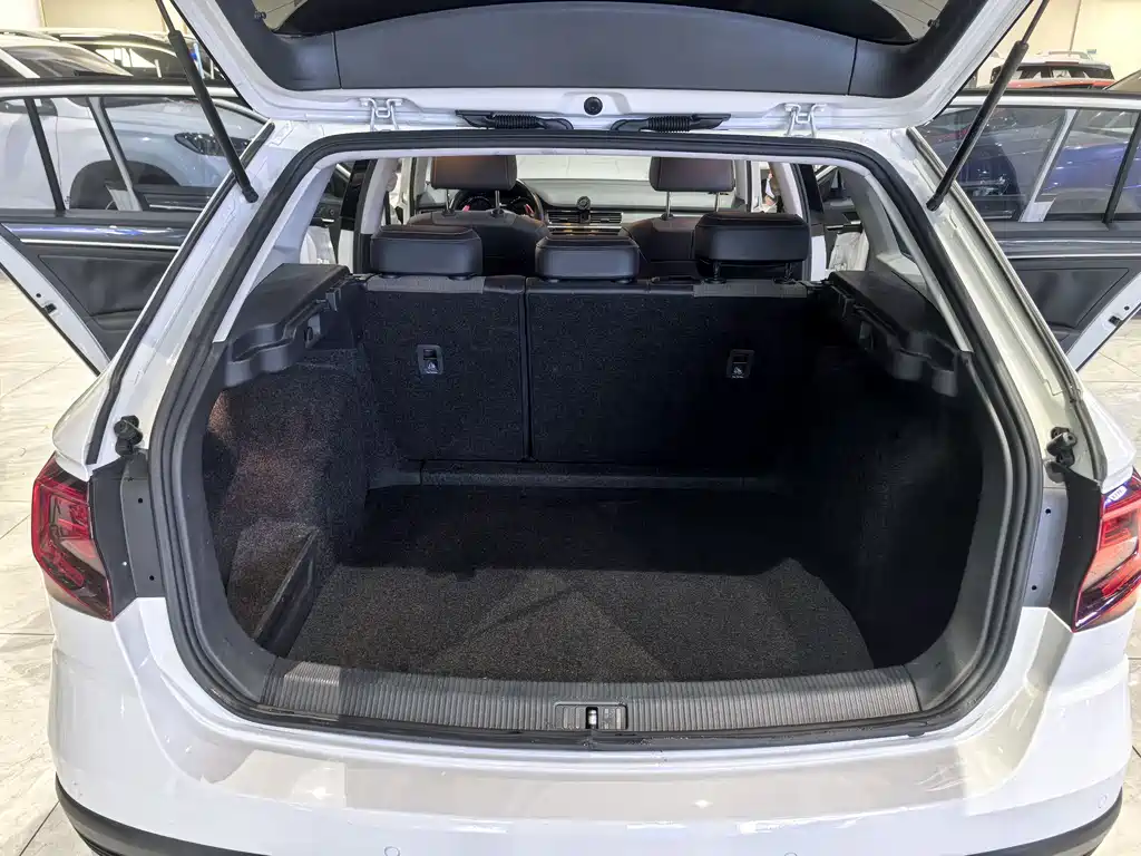 Volkswagen C-Trek — миниатюра 18