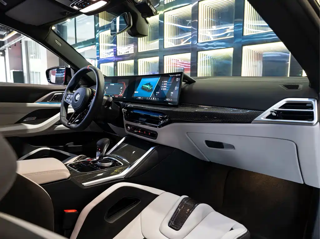 BMW M4 — миниатюра 20