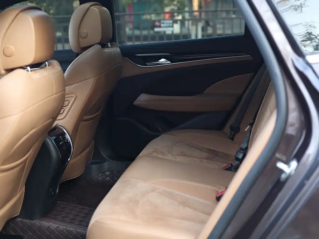 Buick LaCrosse — миниатюра 22