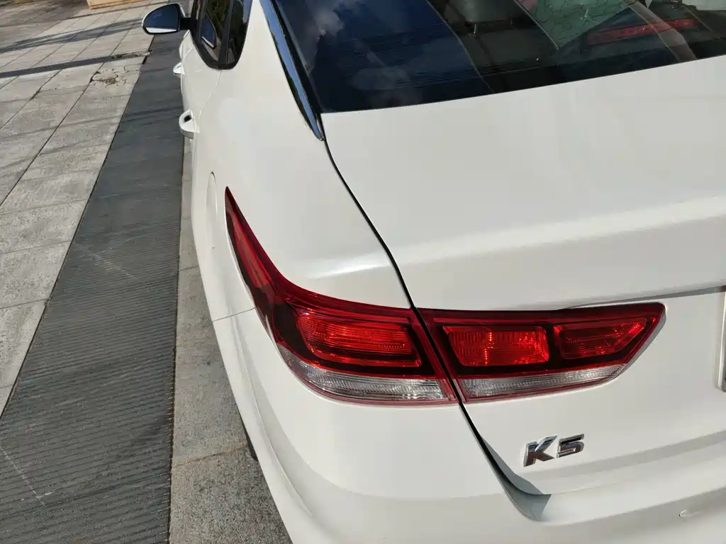 Kia K5 — миниатюра 10