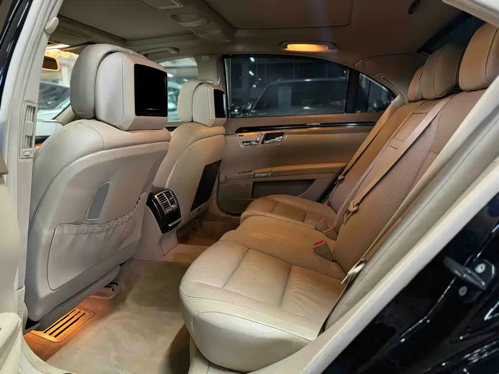 Mercedes-Benz S-Class — миниатюра 8
