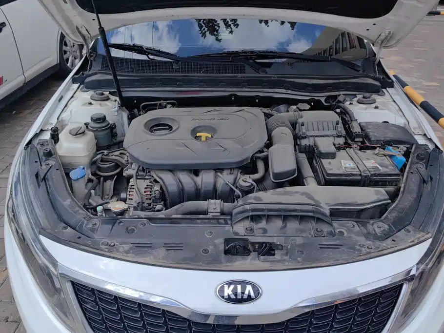 Kia K5 — миниатюра 10