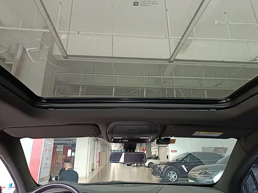 Cadillac XT5 — миниатюра 18