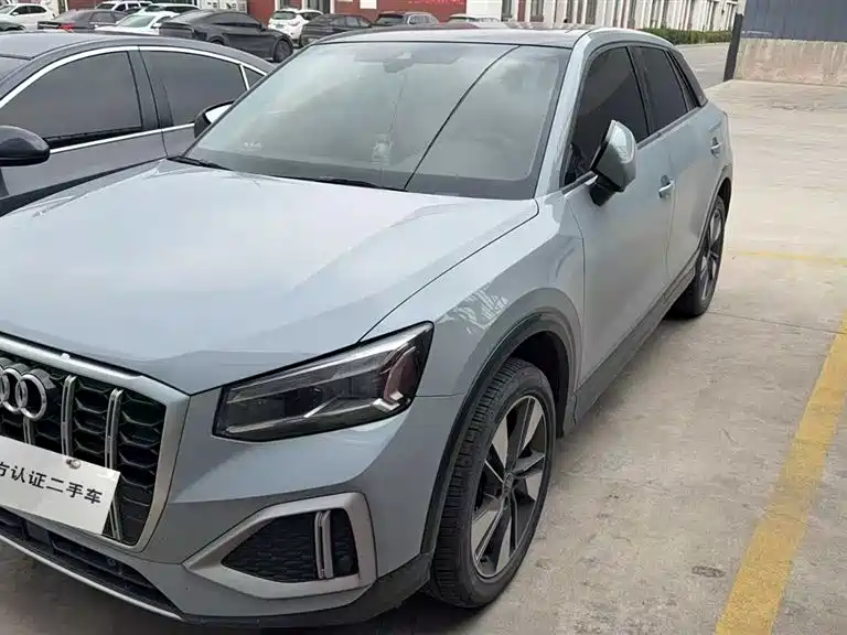 Audi Q2L 2021