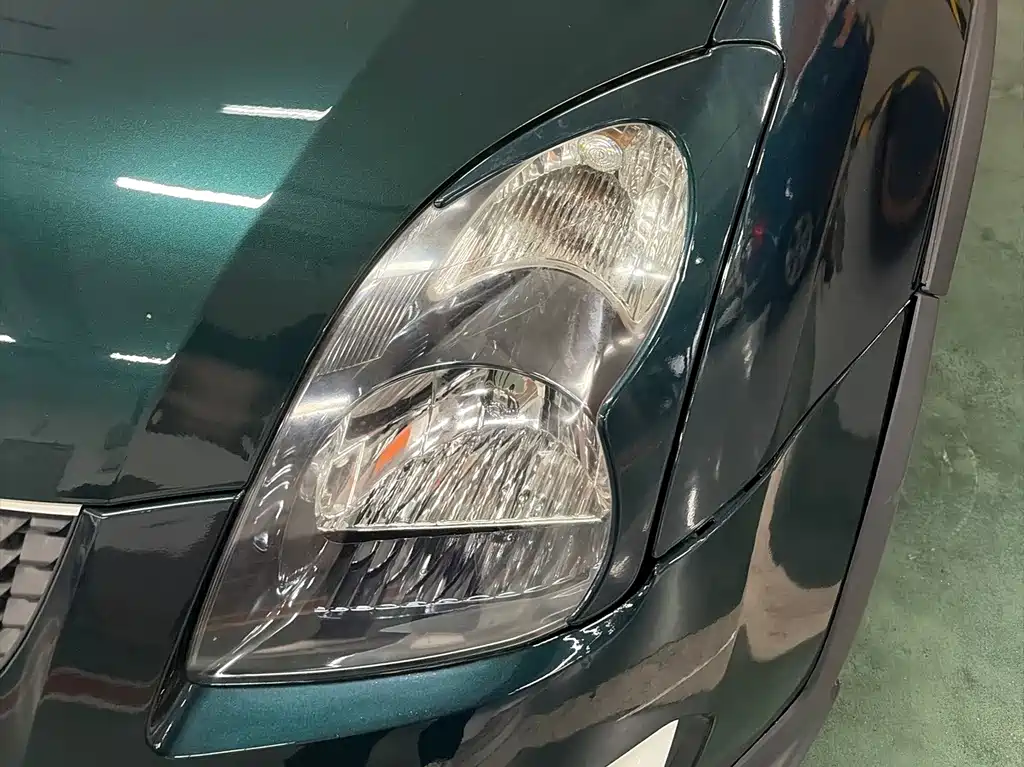 Suzuki Swift — миниатюра 10