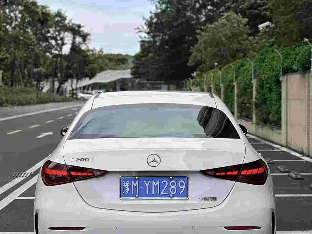 Mercedes-Benz C-Class — миниатюра 3