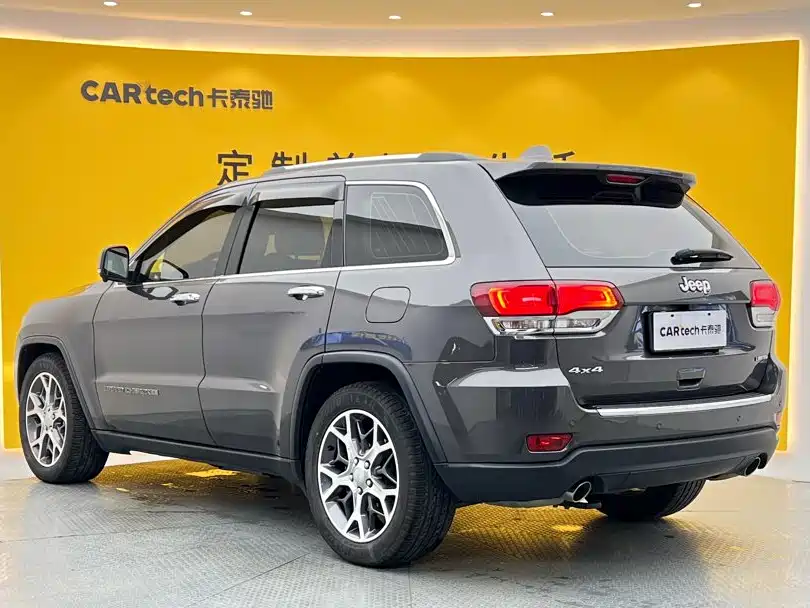 Jeep Grand Cherokee (Import) — миниатюра 7